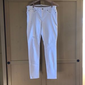GAP White Legging style Distressed Jeans